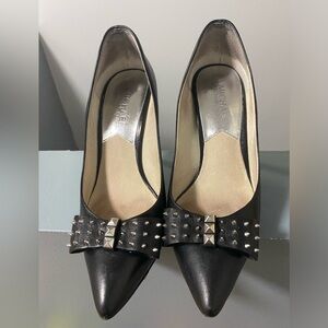 Bow detailed Heels